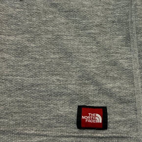 The North Face Gray Long Sleeve Performance Lightweight Crewneck - Picture 5 of 5